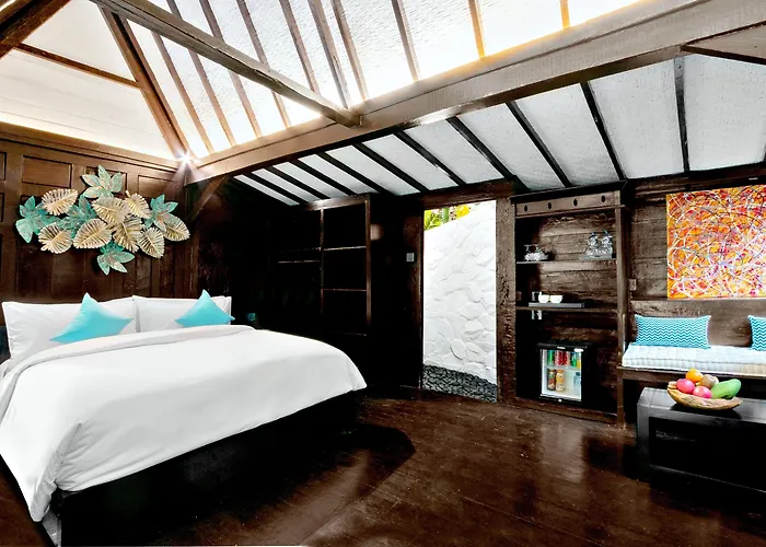 Hotel Canvas Escape