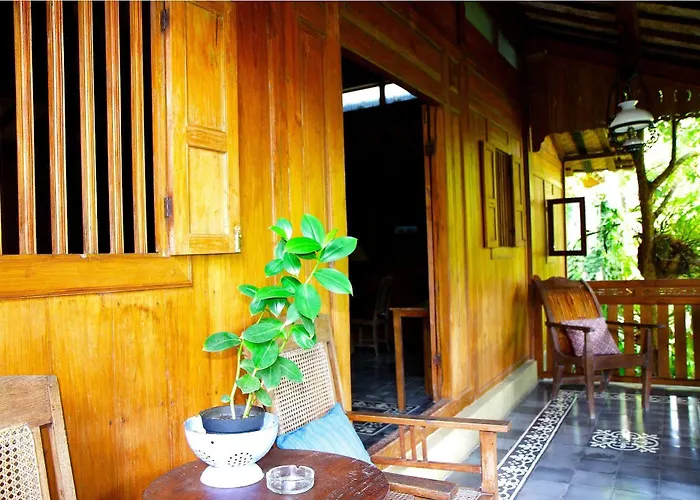 فندق Canvas Escape 4*